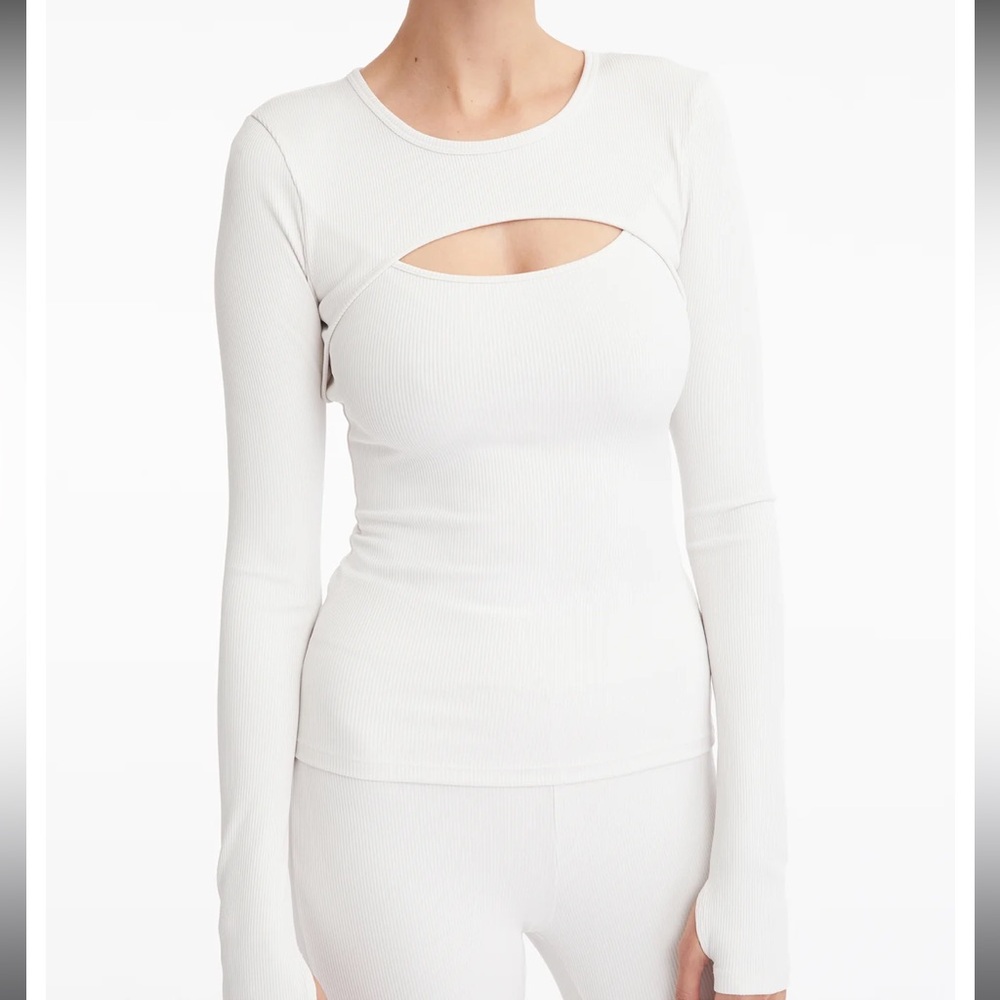 Brand new NYLORA top